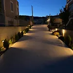 ισογειο επιπλωμενο διαμερισμα