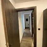Apartmán ισογειο επιπλωμενο διαμερισμα *