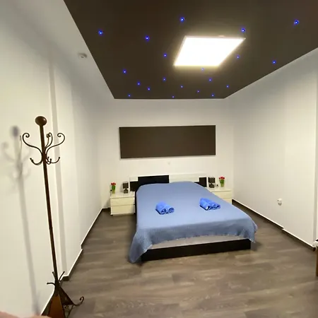 ισογειο επιπλωμενο διαμερισμα Appartement