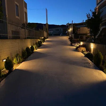 Ισογειο Επιπλωμενο Διαμερισμα