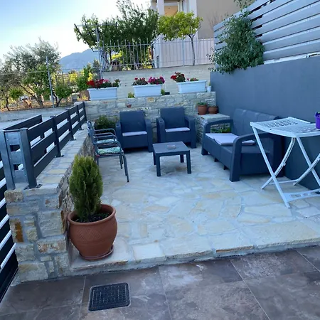 Apartment Ισογειο Επιπλωμενο Διαμερισμα Dirrevmata