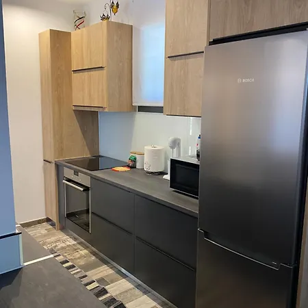 Ισογειο Επιπλωμενο Διαμερισμα *