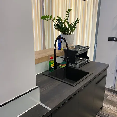 ισογειο επιπλωμενο διαμερισμα Apartament