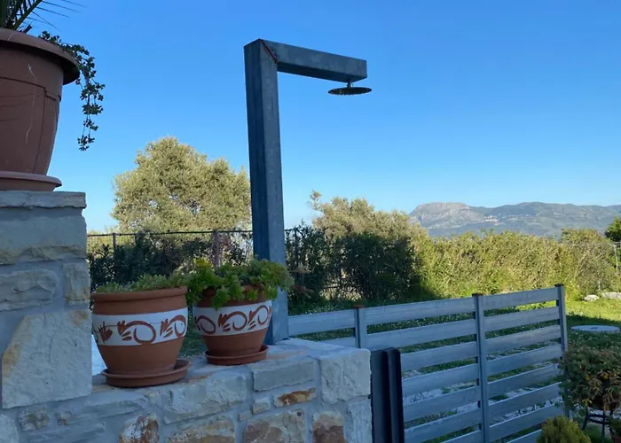 ισογειο επιπλωμενο διαμερισμα Dirrevmata