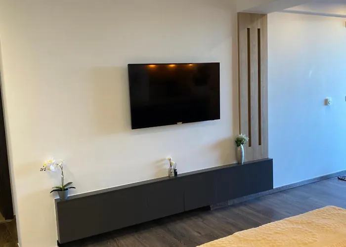 ισογειο επιπλωμενο διαμερισμα Appartement *