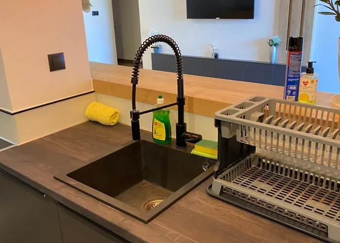 ισογειο επιπλωμενο διαμερισμα